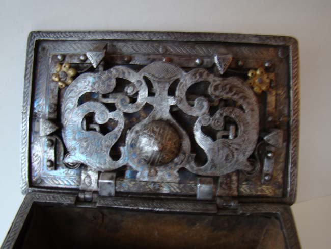 A 16th century Nuremberg Iron Jewel box circa 1550 — image 3